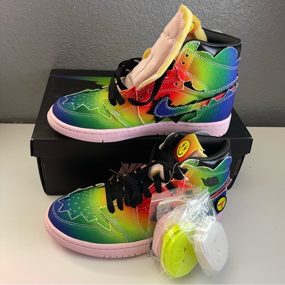 Nike Air Jordan 1 Retro High J. Balvin - DC3841-900 - Size 5Y - Picture 1 of 11